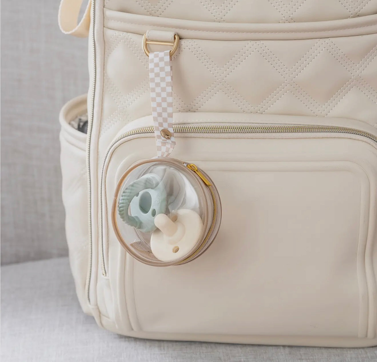 Itzy Paci Case