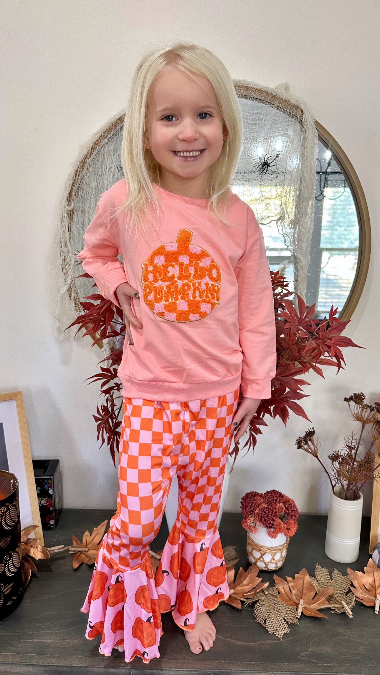 Pumpkin Checkered Bells Set