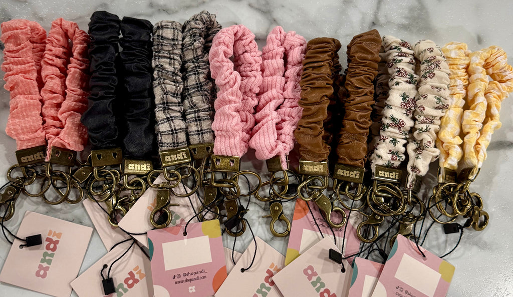Andi Scrunchy Keychain