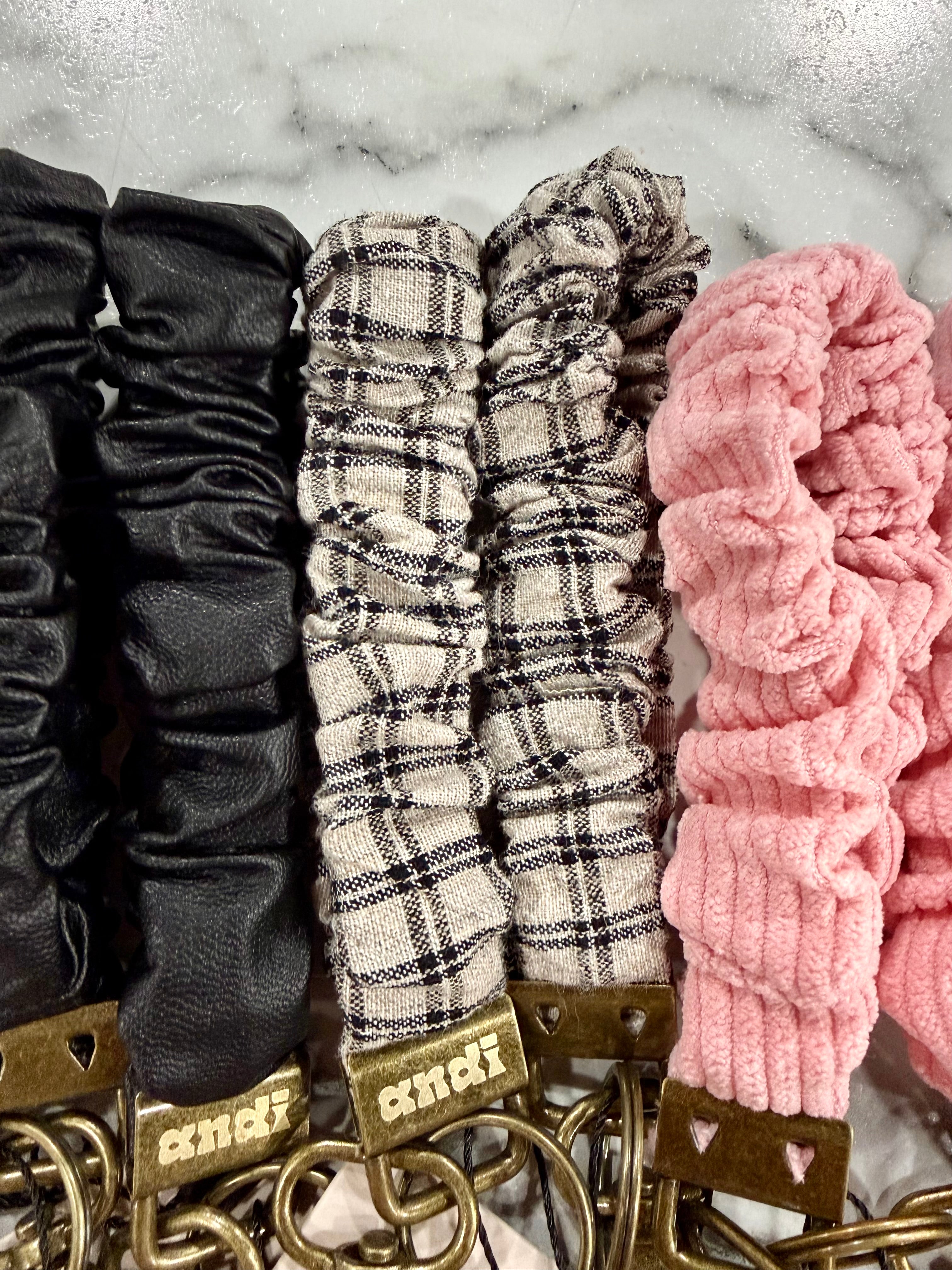 Andi Scrunchy Keychain