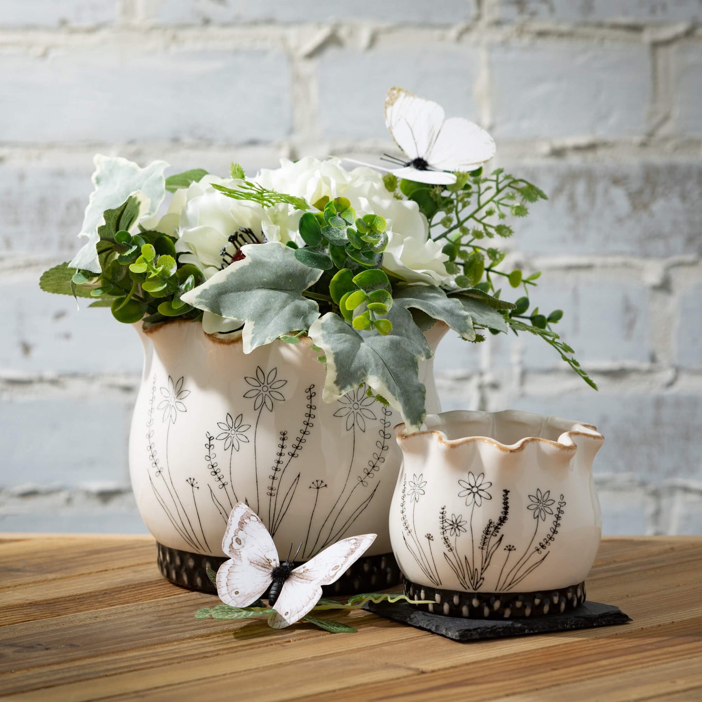 Scalloped Floral Planter