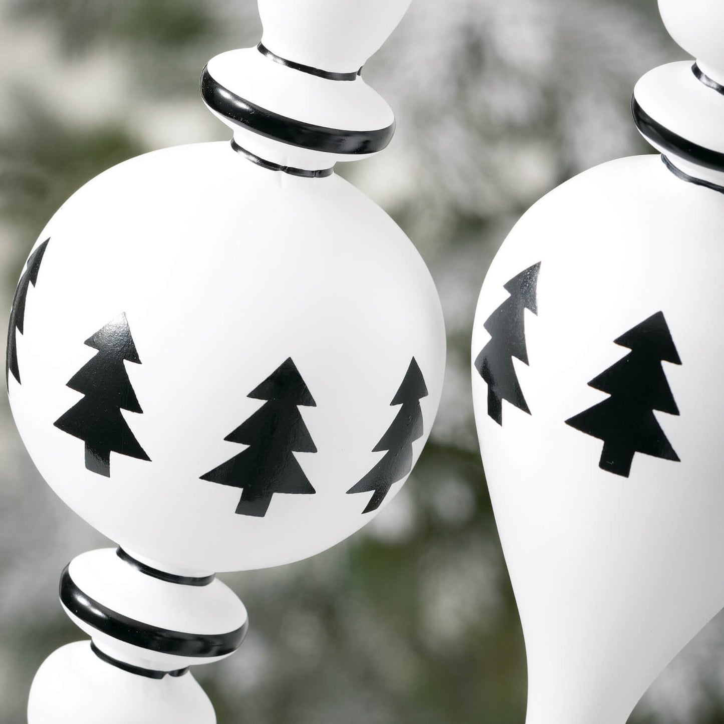 Modern Black+White Finials