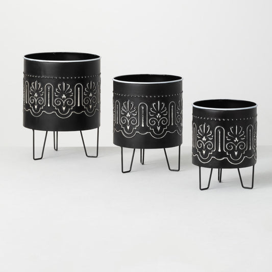 Black+White Ornate Raised Planters