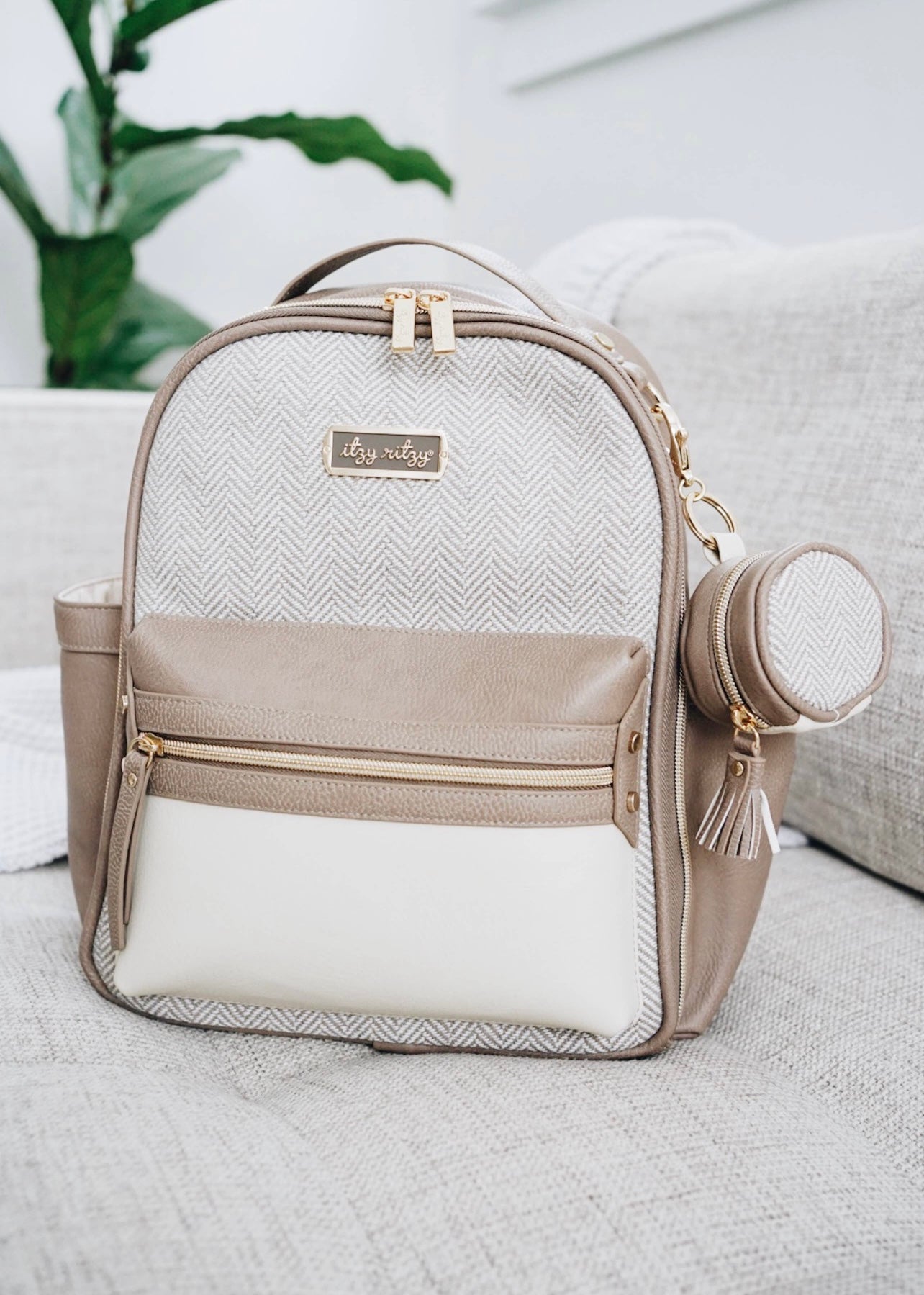 Pacifier Holder Charm Pod