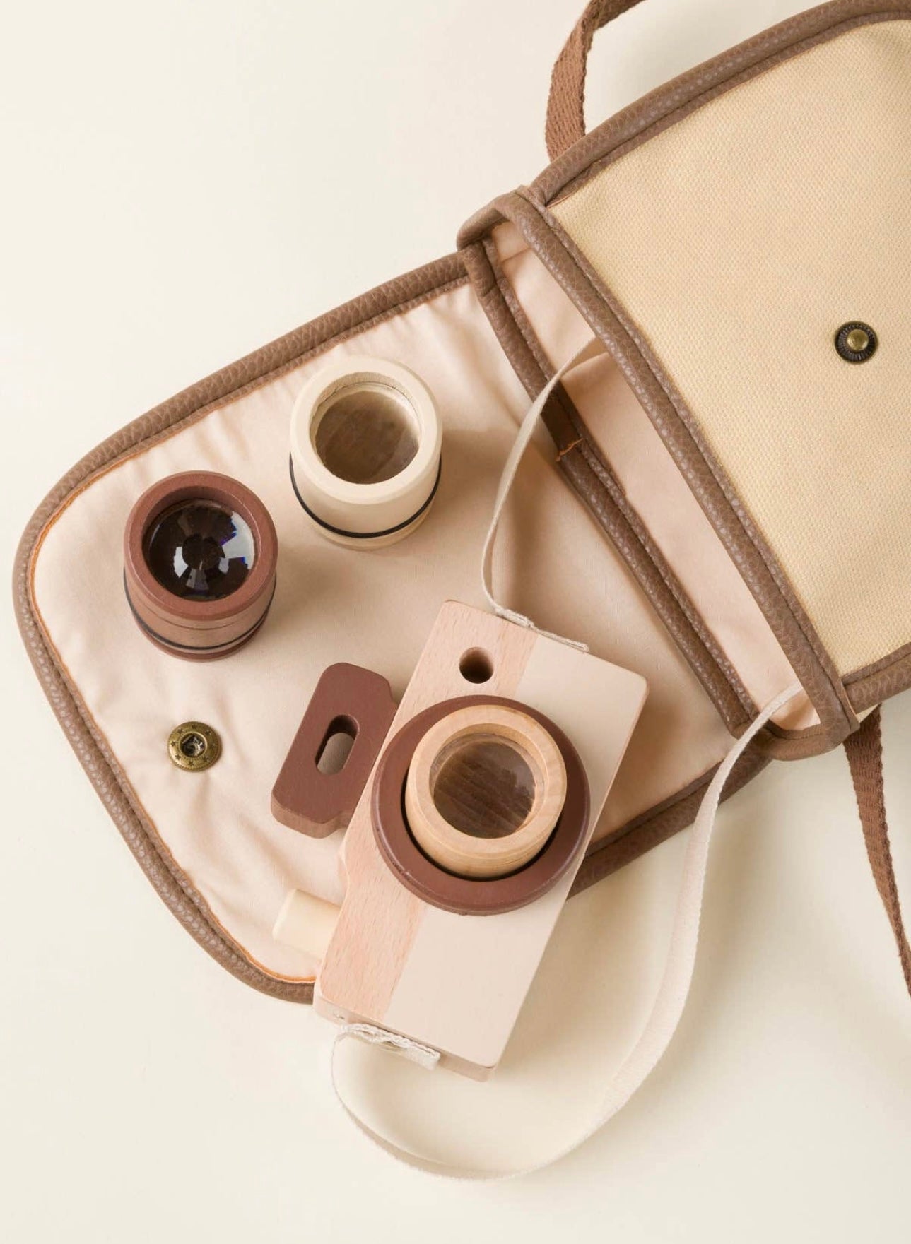 Wooden Camera with Bag